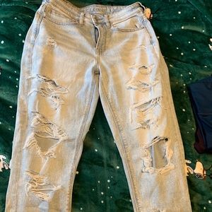 american eagle mom jeans